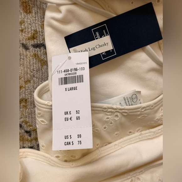 Abercrombie & Fitch Strappy Open- Back Eyelet One Piece Swimsuit White | Sz XL - Picture 4 of 5